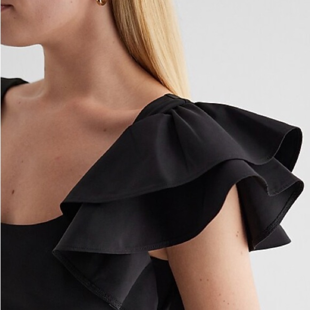 Express Black Ruffle Sleeve Blouse - Picture 2 of 8